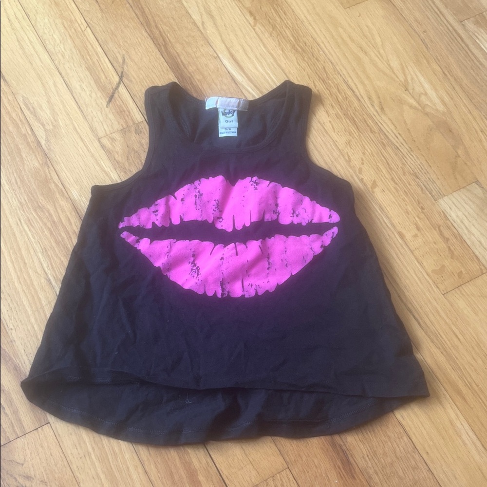 Kavio Kids Black Tank Top with Pink Lips Design Size 5/6